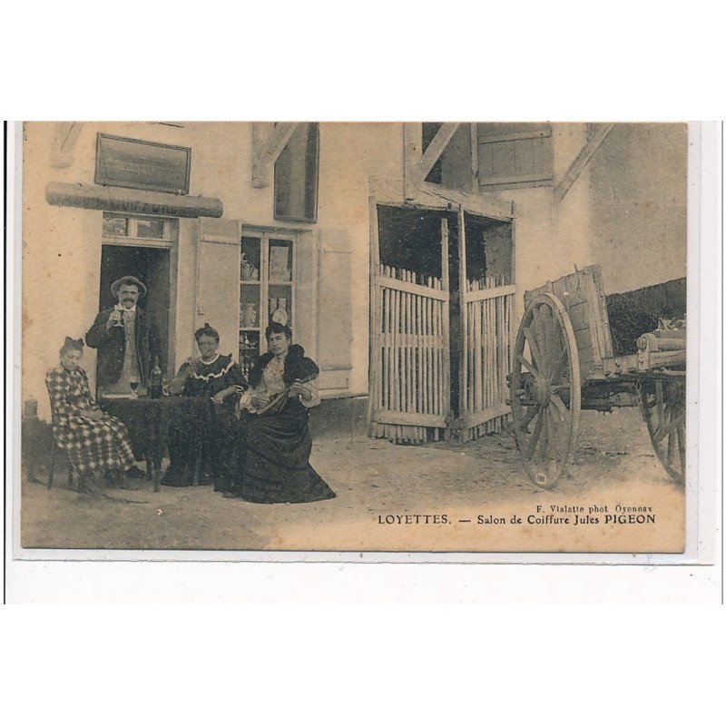 LOYETTES -  Salon de coiffure Jules Pigeon - très bon état