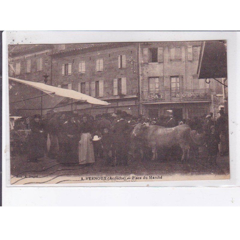 VERNOUX: place du marché - très bon état