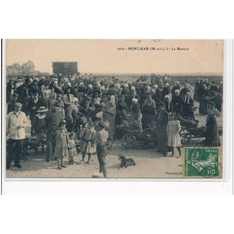 MONTJEAN - Le Marché - très bon état