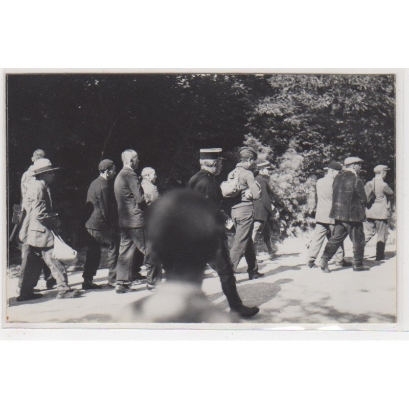 Ile de Ré : SAINT MARTIN DE RE - débarquement des forçats (bagnards - bagne) vers 1920-30 - très bon état