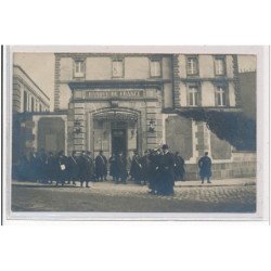 BREST : carte photo de militaires en faction devant la Banque de France vers 1910 - très bon état