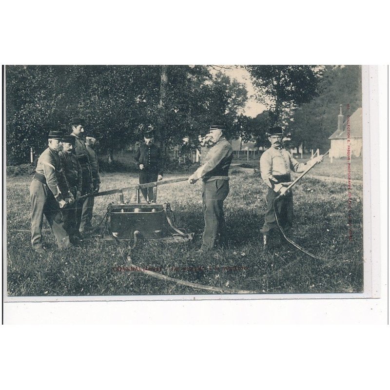 CHANDAI - Les Pompiers à la manoeuvre - très bon état