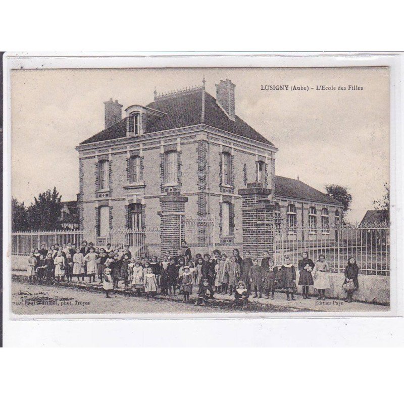 LUSIGNY: l'école des filles - très bon état