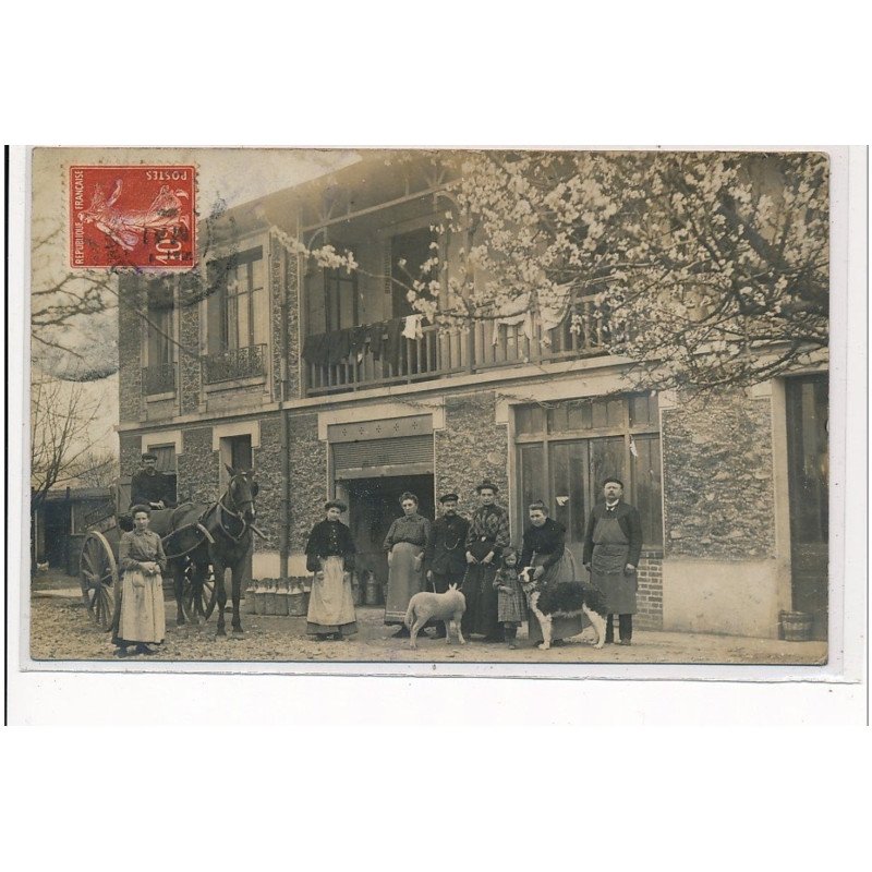 VILLENEUVE LA GARENNE - CARTE PHOTO - MARCHAND DE LAIT - très bon état