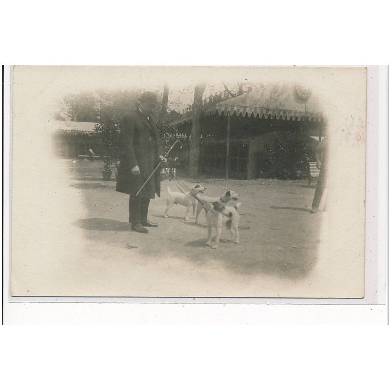 LYON - CARTE PHOTO - Exposition canine - Concours de chiens - très bon état