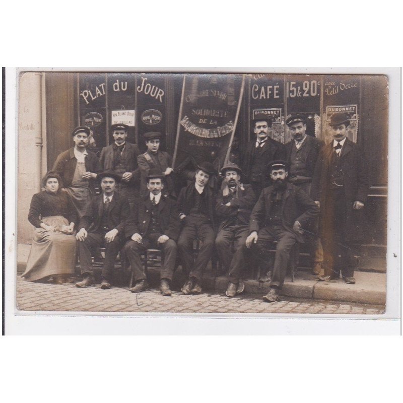 Carte photo de représentants de la chambre syndicale de la maçonnerie de la pierre de la Seine - très bon état