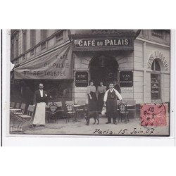 PARIS : carte photo du café du Palais au 21 rue d'Antin  - très bon état