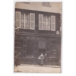 PARIS : carte photo du cordonnier et café Antoine Lebard (impasse Chartière) - très bon état