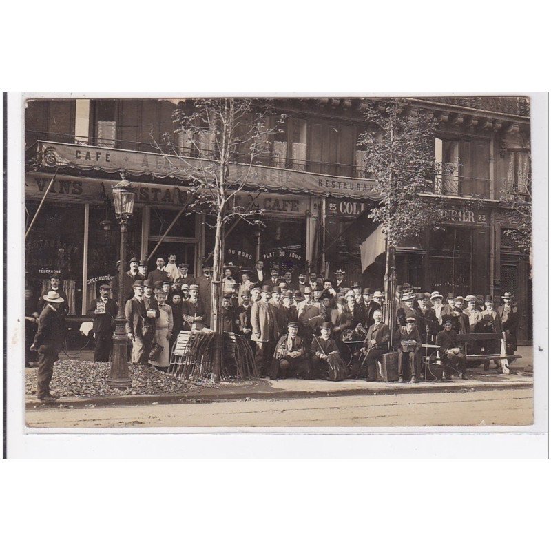 PARIS : carte photo du café au 21 rue de Dunkerque - très bon état