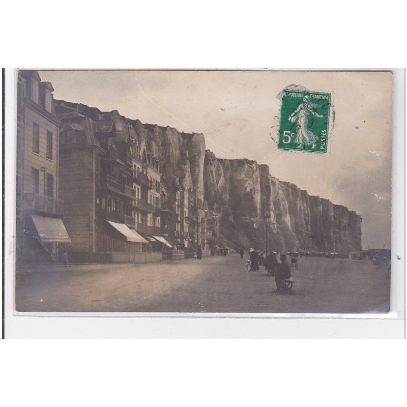 LE TREPORT : carte photo - très bon état