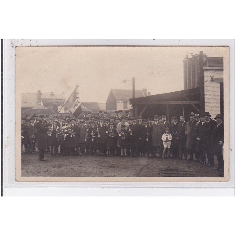 SAINT QUENTIN : carte photo vers 1910 - très bon état