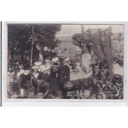 CONCARNEAU : Fête des Filets Bleus -carte photo vers 1910 (photo Charles)-très bon état