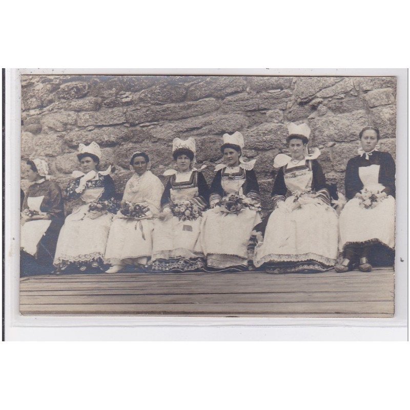 CONCARNEAU : Fête des Filets Bleus -carte photo vers 1910 (photo Charles)-très bon état