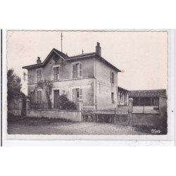 LESCHEROUX : mairie et ecole de garcons - tres bon etat