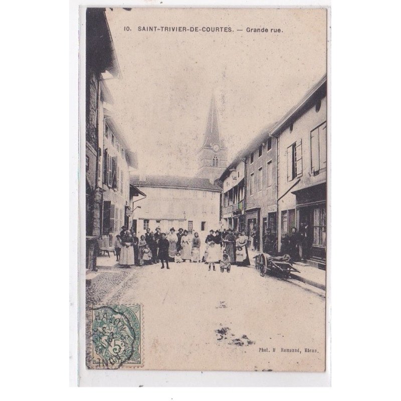 St-TRIVIER-de-COURTES : grande rue - tres bon etat