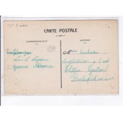 LA ROCHELLE: la rue des merciers à l'arrivée des journaux - état