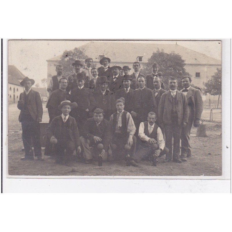 LAPALISSE : carte photo de joueurs de boules (pétanque) - très bon état