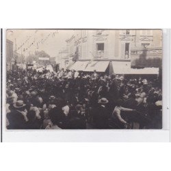 SAINT OUEN : carte photo de la cavalcade en 1905 - très bon état