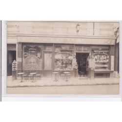 LE VESINET : carte photo du tabac - café - vendeur de cartes postales PLOCQUE au 7 rue de l'église - bon état (passée)