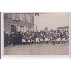 CHATEAUNEUF SUR LOIRE : carte photo d'une fête (manège) - très bon état