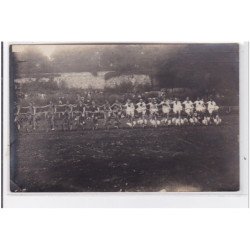 MONTROUGE : carte photo de femmes cyclistes (fête) - très bon état