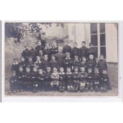 TROO : carte photo d'une classe d'école vers 1910 - très bon état