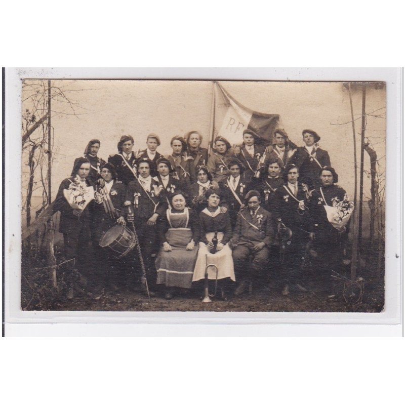 CHAPONNAY : carte photo de la classe 1919 - très bon état