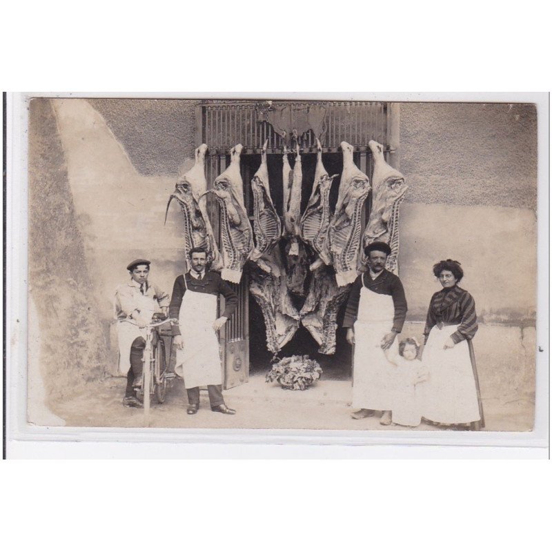 GREZIEU : carte photo de la boucherie - très bon état GREZIEU : carte photo de la boucherie - très bon état