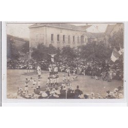 AMPLEPUIS : carte photo d'une fête vers 1910 (gymnastique) - très bon état
