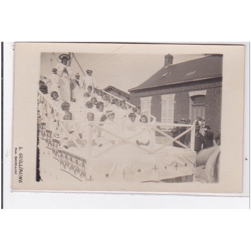 BOHAIN : carte photo d'une fête dans les années 1910-1920 (photo Guilliaume) - très bon état