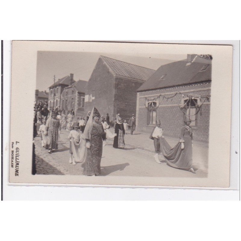 BOHAIN : carte photo d'une fête dans les années 1910-1920 (photo Guilliaume) - très bon état