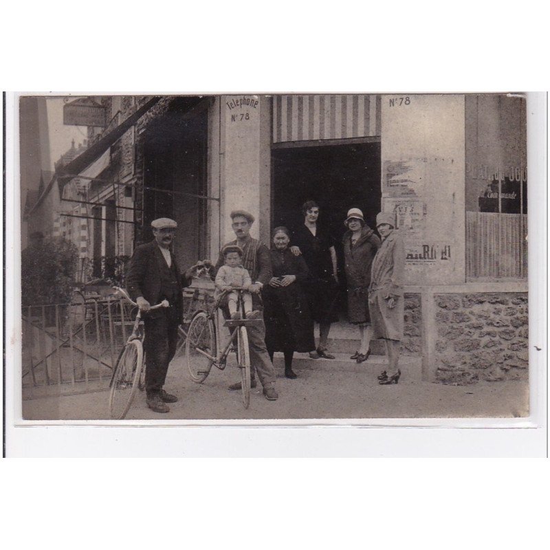 A LOCALISER : Monneville cottage - carte photo d'un café maison Routhier - très bon état