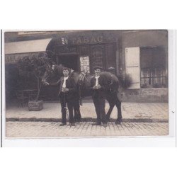 FONTENAY AUX ROSES : carte photo d'un tabac (vendeur de cartes postales) vers 1910 - très bon état