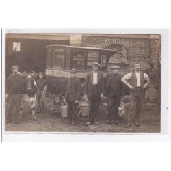 FONTENAY AUX ROSES : carte photo de la voiture de livraison de la laiterie REICHMUTH - très bon état