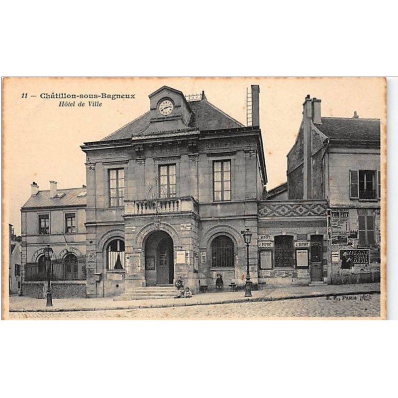 CHATILLON : Hôtel de Ville - très bon état