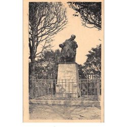 BOURG LA REINE : Statue André Theuriet - très bon état