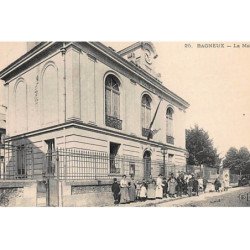 BAGNEUX : Mairie - très bon état