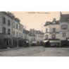 BAGNEUX : Place de la République - très bon état