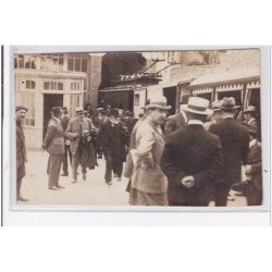 LYON FOURVIERES : carte photo prise lors de l'inauguration du funiculaire (traction par trolley) - très bon état