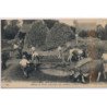 A LOCALISER : Coutumes, Moeurs et Costumes Bretons, Manège de Boeufs actionnant une machine à Battre - très bon état