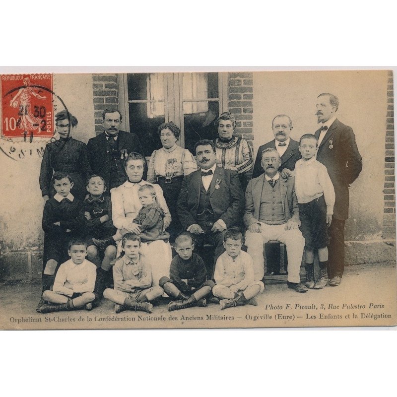 ORGEVILLE : Orphelinat St-Charles de la Confédération Nationale des Anciens Militaires, Les Enfants - très bon état