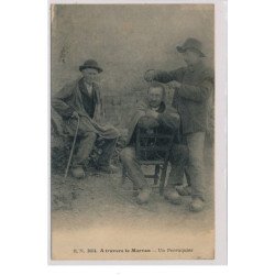 A Travers le Morvan, Un Perruquier - très bon état