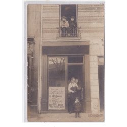 Levallois Perret : carte photo de la chapellerie rue de Courcelles (spécialité de chapeaux pour cochers) bon état