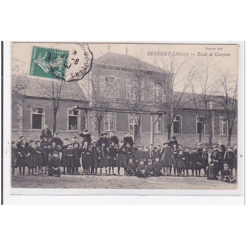 BEZENET : ecole de garcons - tres bon etat