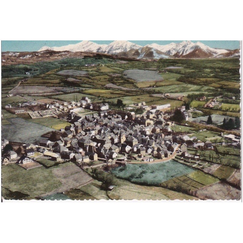 St-BONNET-en-CHAMPSAUR : vue generale aerienne - tres bon etat St-BONNET-en-CHAMPSAUR : vue generale aerienne - tres bon etat