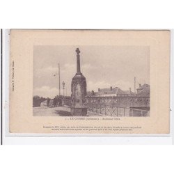 LE CHESNE : ancienne croix - tres bon etat