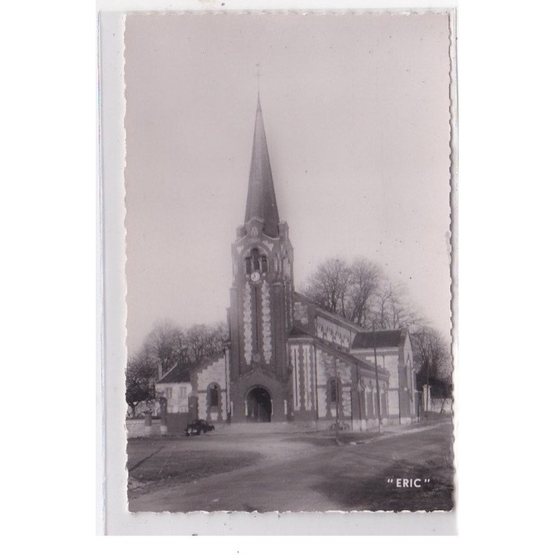 LE THOUR : l'eglise - tres bon etat