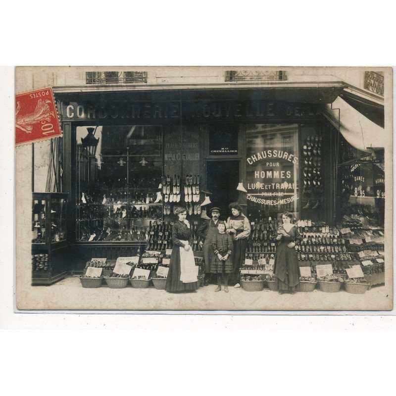 PARIS : cordonnerie nouvelle de la place maugert 75005, chaussure pour hommes - tres bon etat