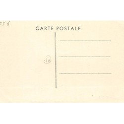 CHAPELLE-VALLON : place du centre - tres bon etat