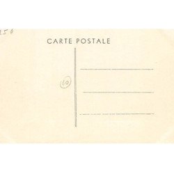 CHAPELLE-VALLON : place de l'eglise, cote sud - tres bon etat